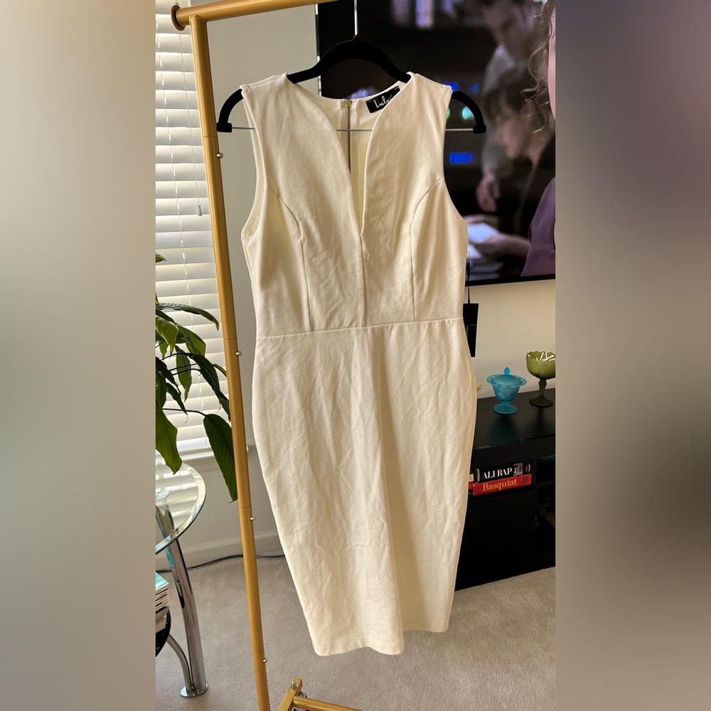 Lulus off white body con dress size L NWT